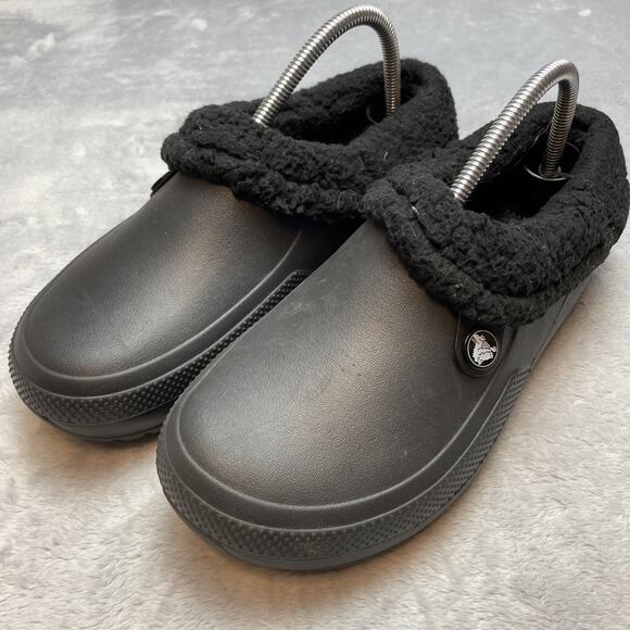 Crocs Blitzen III Clogs Mens 6/Womens 8 Black Faux Fur Removable Liner Comfort - Picture 1 of 8